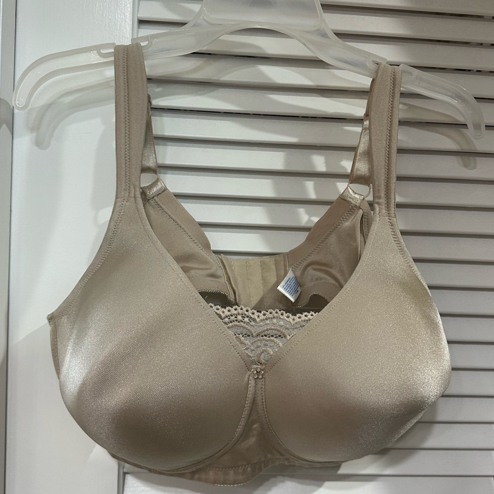 Tan bra size 42D